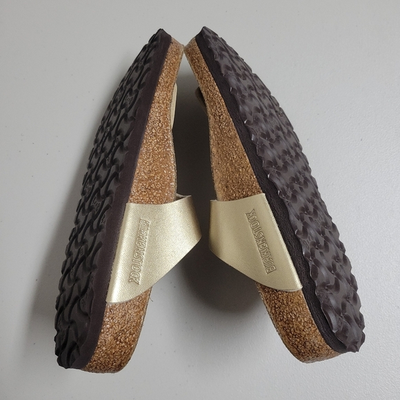 Birkenstock Gizeh Birko-flor Gold Sandals Size 37. - Picture 3 of 7